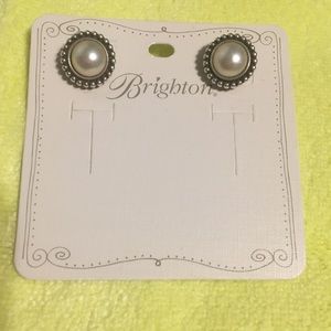 Brighton pearl post earrings